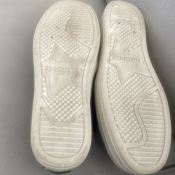 SKECHERS SLIP ON MEMORY FOAM - Picture 5 of 7